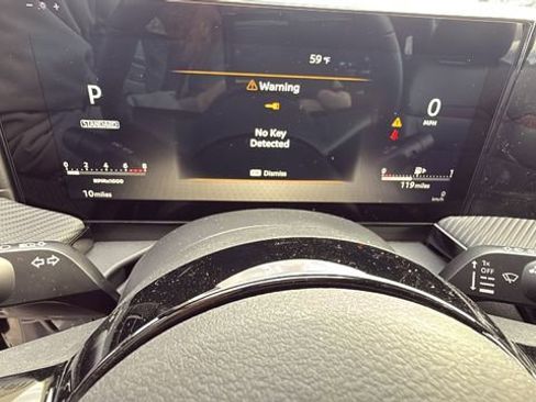 New 2026 Nissan Kicks SR w/ Cold Weather Package image 21