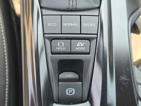 Certified 2026 Toyota Camry SE FWD image 35
