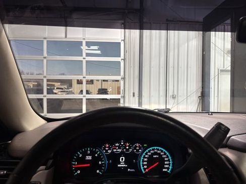 Used 2020 GMC Yukon Denali w/ Open Road Package image 10