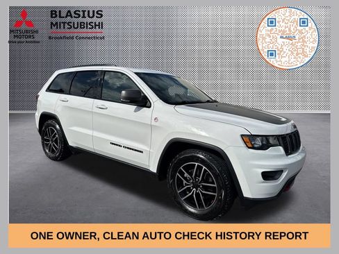 Used 2019 Jeep Grand Cherokee Trailhawk AWD/4WD image 1