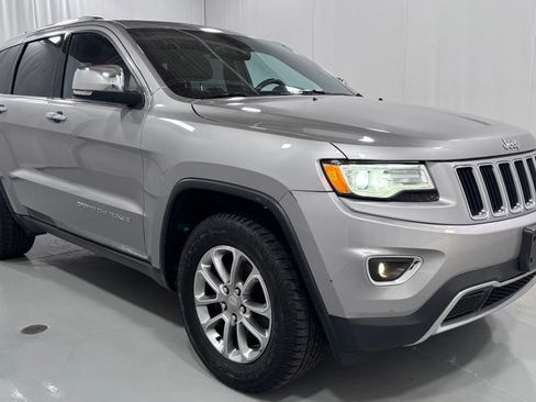 Used 2016 Jeep Grand Cherokee Limited w/ Luxury Group II AWD/4WD image 4