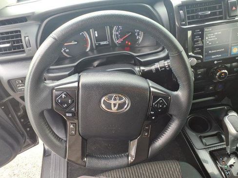 Certified 2023 Toyota 4Runner TRD Off-Road AWD/4WD image 5