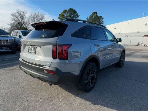 Used 2023 Kia Sorento X-Line EX image 10
