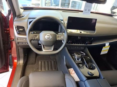 New 2026 Nissan Rogue Platinum AWD/4WD image 9