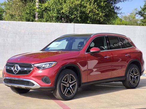 New 2026 Mercedes-Benz GLC 300 image 3
