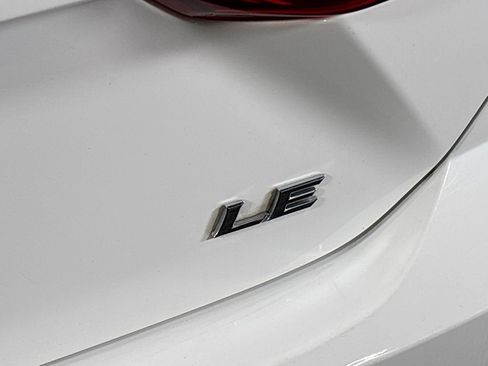 Used 2025 Toyota Camry LE image 23