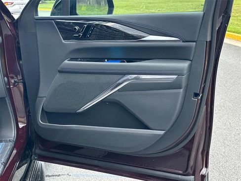 New 2026 Cadillac Escalade IQ Luxury 1 w/ LPO, Floor Liner Package image 8