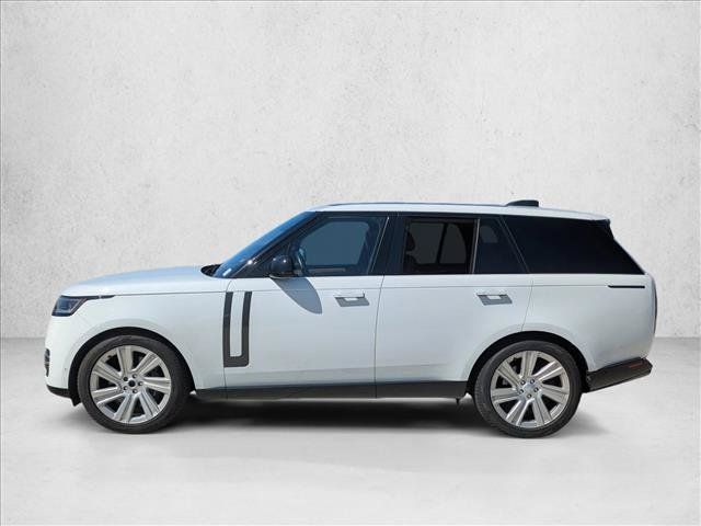 Used 2023 Land Rover Range Rover SE AWD/4WD image 8