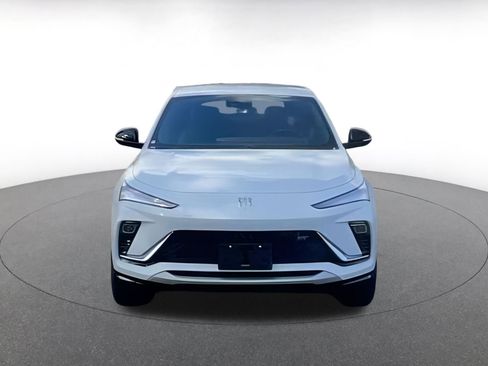 Used 2025 Buick Envista Sport Touring image 4