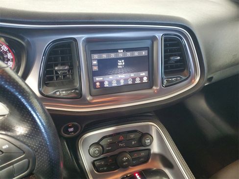 Used 2020 Dodge Challenger R/T w/ Blacktop Package image 18