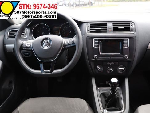 Used 2017 Volkswagen Jetta S FWD image 15