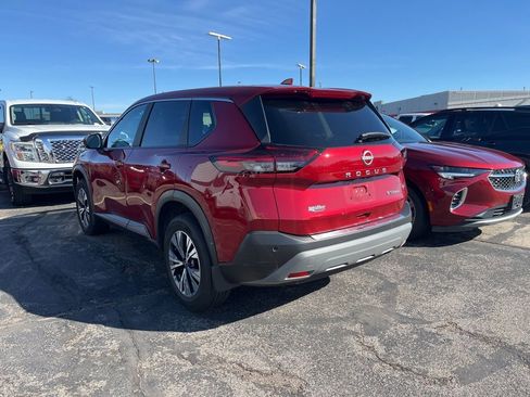 Used 2023 Nissan Rogue SV AWD/4WD image 5