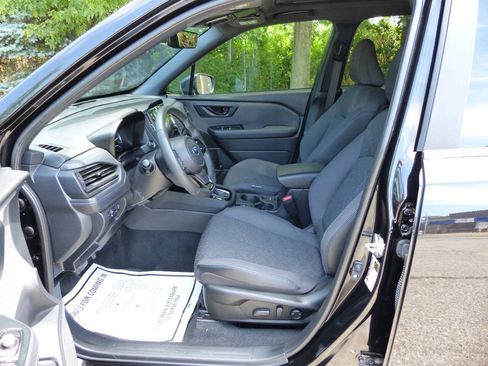 Used 2025 Subaru Forester Premium w/ Convenience Package #1 AWD/4WD image 22