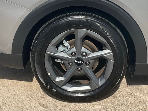 Used 2025 Kia K4 FWD image 7