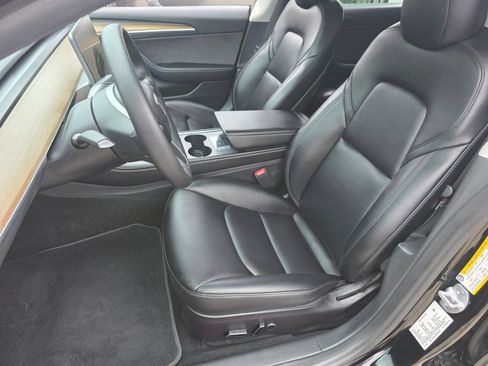 Used 2023 Tesla Model 3 Standard Range RWD image 16