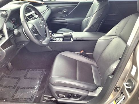 Used 2019 Lexus ES 350 image 11