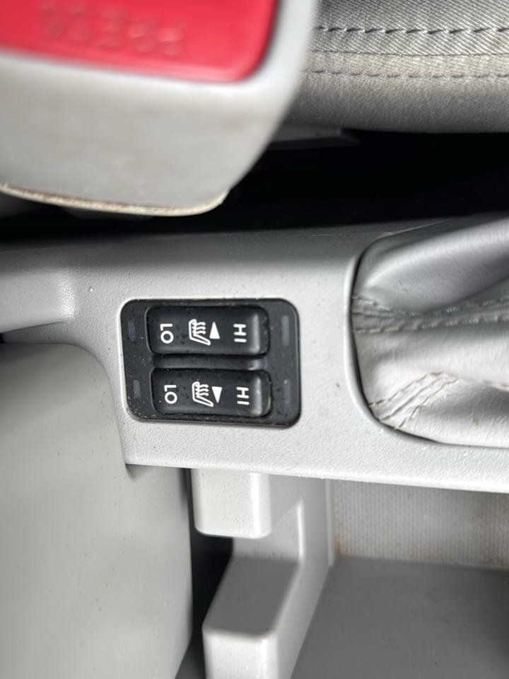 Used 2013 Subaru Forester 2.5X Premium AWD/4WD image 17