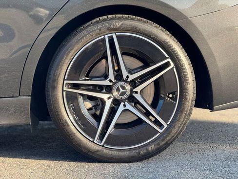 Used 2023 Mercedes-Benz C 300 Sedan image 3