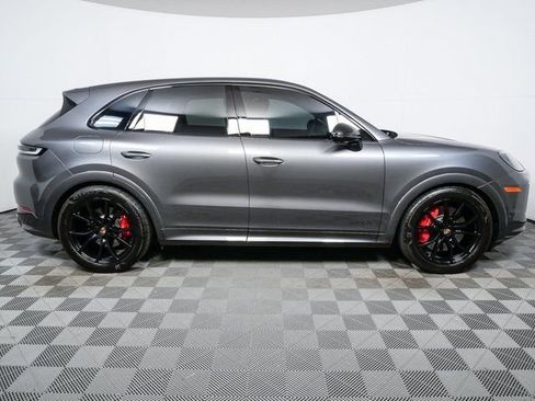 Certified 2025 Porsche Cayenne GTS image 26