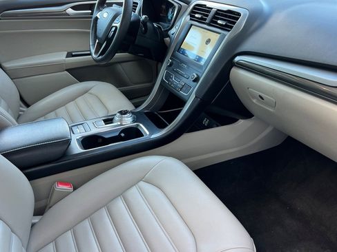 Certified 2020 Ford Fusion SEL FWD image 16
