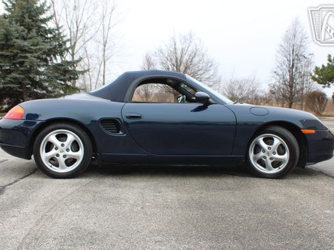 Used 1998 Porsche Boxster RWD image 17