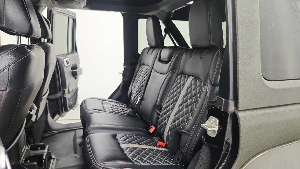 Used 2021 Jeep Wrangler Unlimited Sport AWD/4WD image 41