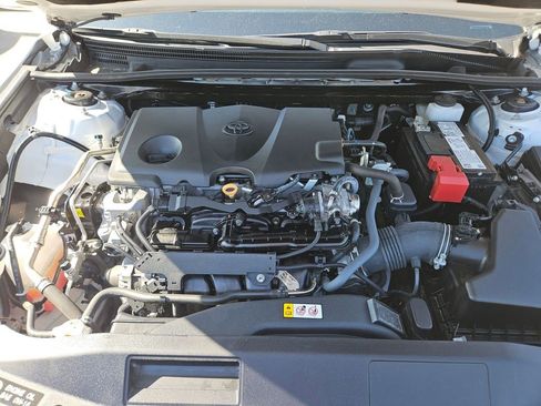 Used 2024 Toyota Camry SE image 23