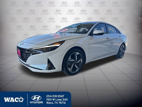 Used 2023 Hyundai Elantra Limited image 31