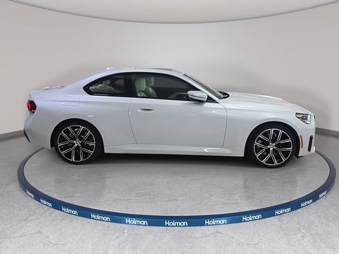 Certified 2024 BMW 230i Coupe w/ Convenience Package RWD image 4