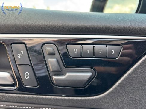 Used 2017 INFINITI QX30 w/ Cargo Package image 35