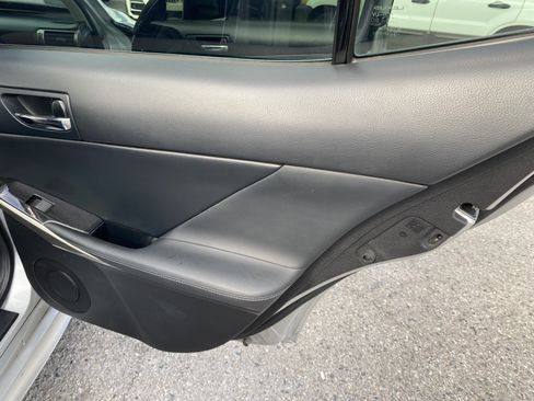 Used 2016 Lexus IS 200t RWD image 17