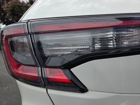Used 2020 Subaru Outback Touring XT AWD/4WD image 13