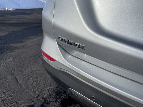 Certified 2024 Chevrolet Equinox LT image 27