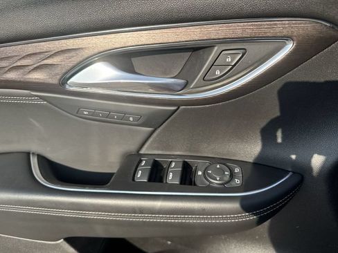 Used 2023 Buick Envision Avenir FWD image 24