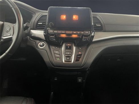 Certified 2024 Honda Odyssey Sport image 11