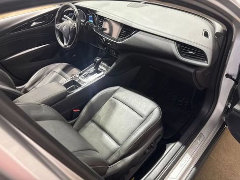 Used 2018 Buick Regal Essence w/ Sights and Sounds Package AWD/4WD image 79
