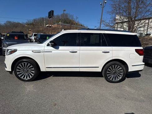 Used 2019 Lincoln Navigator Reserve image 6