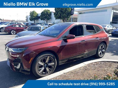 Used 2024 BMW iX xDrive50 w/ Sport Package AWD/4WD image 1