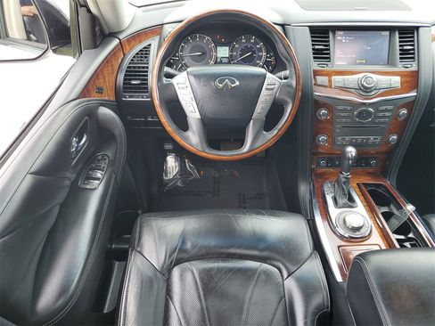 Used 2017 INFINITI QX80 Base w/ Deluxe Technology Package image 18