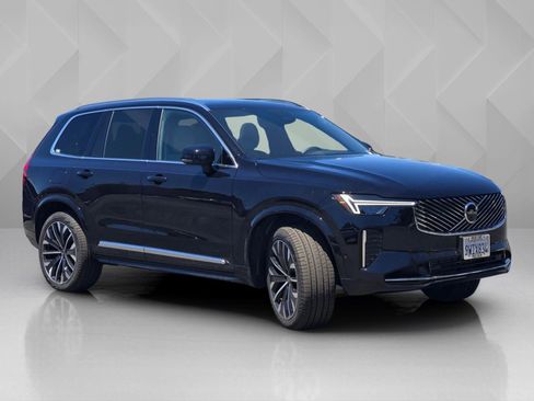 Used 2026 Volvo XC90 T8 Plus w/ Protection Package Premier AWD/4WD image 8