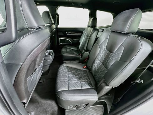 Certified 2024 Kia Telluride EX X-Line AWD/4WD image 33