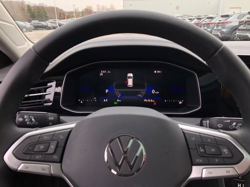 New 2026 Volkswagen Jetta SE image 19