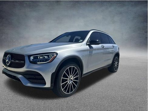 Used 2022 Mercedes-Benz GLC 300 image 3