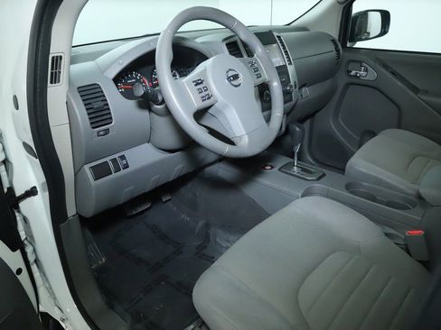 Certified 2021 Nissan Frontier S image 19