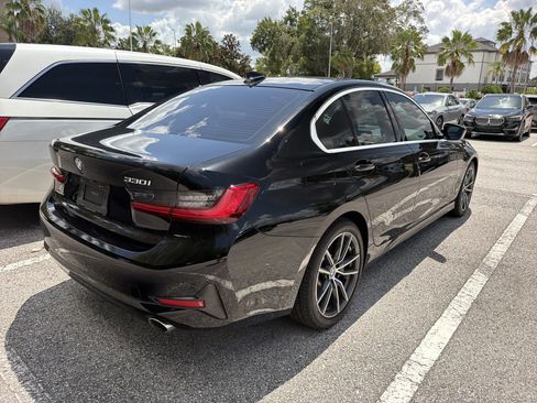 Used 2021 BMW 330i Sedan w/ Convenience Package RWD image 2