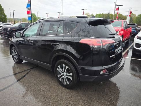 Used 2016 Toyota RAV4 LE w/ Four Season Floor Mat Package AWD/4WD image 6