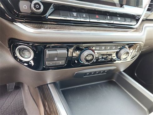 New 2025 Chevrolet Silverado 3500 LT w/ Convenience Package image 16