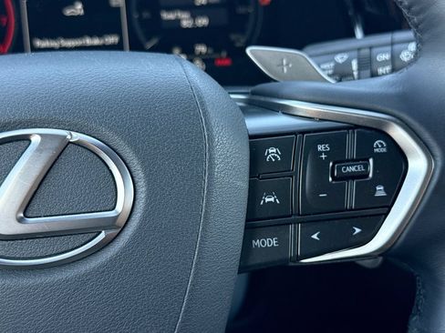 Used 2025 Lexus RX 350 Premium w/ Accessory Package (Z1) FWD image 27
