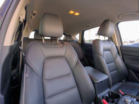 Used 2025 MAZDA CX-5 AWD 2.5 S w/ Select Package image 17