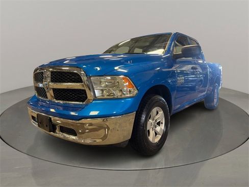 Used 2024 RAM 1500 Classic SLT image 4